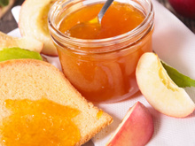 Confiture de pêches et de poires