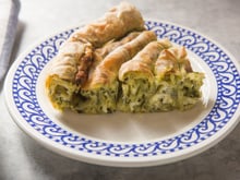 Pour voyager entre la Grèce et le Maroc à l’apéro, Laurent Mariotte partage une recette très facile à faire avec des feuilles de bricks