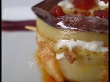 Noix de Saint Jacques en manteau d'aubergine, chèvre frais et chorizo