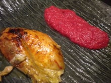 Pintade rôtie à la cannelle, purée de Betterave au petitgrain