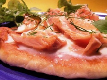 Pizza poêlée saumon et mozzarella