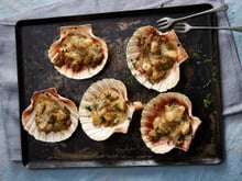 Coquilles Saint-Jacques à la bretonne