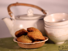 Petites madeleines au thé matcha et au chocolat