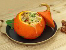 Potimarrons farcis aux lardons, Saint-nectaire et châtaignes