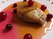 Civet de chapon à la gelée de groseille