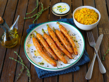 Carottes rôties, couscous et sauce yaourt