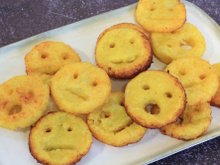 Galettes de pommes de terre façon emoji content ou pas content