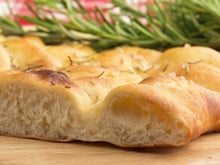 Fougasse aux olives maison