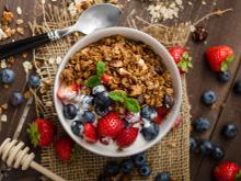 Granola : lesquels choisir ou éviter au supermarché ? Une diététicienne livre son verdict