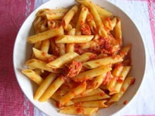 Pâtes au thon, aux câpres et aux anchois