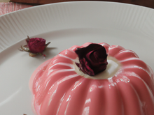 Panna cotta rose bonbon