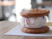 Sandwich de churros glacés ou la gourmandise extrême