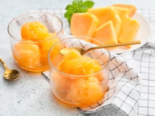 L'astuce la plus simple pour réaliser un incroyable sorbet au melon en deux minutes top chrono