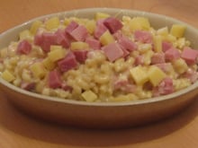 Gratin de coquillettes, jambon, merguez et champignons