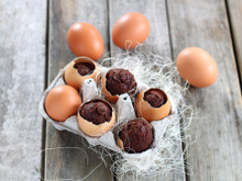Muffins au chocolat en coquille d'œuf