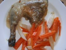 Cuisse de pintade sauce vin/champigon avec carottes et navet.