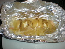 Saumon en papillote et poires caramélisées