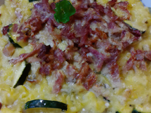 Gratin de riz, courgettes et lardons
