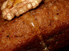 Cake aux noix, café et miel