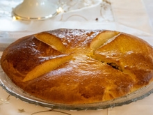 Connaissez-vous la pompe aux grattons, cette recette régionale méconnue va devenir votre nouvelle obsession à l’apéro