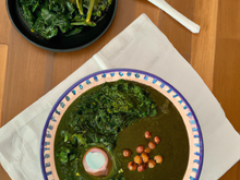 Soupe de pois chiches aux épinards et au tahin