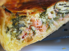 Tarte aux saumons, brousse, oseille, oignons, fenouil et câpres