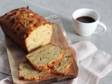 Cake moelleux aux pommes fondantes de ma grand-mère