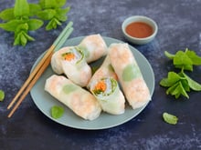 Rouleaux de printemps aux crudités et aux crevettes