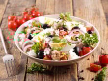 Comment faire pour qu'une salade de riz ne colle pas ?