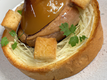 Foie gras sur nid de brioche