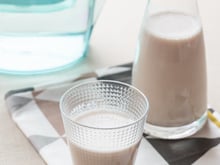 Lait d'amandes maison à l'eau filtrée