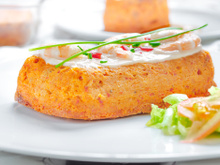 Cake calédonien aux crevettes et au curcuma