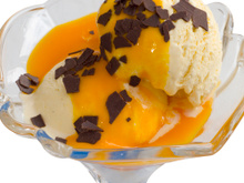 Glace maison mangue façon stracciatella