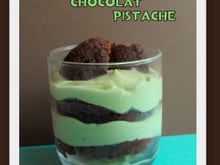 Tiramisu maison au chocolat et à la pistache