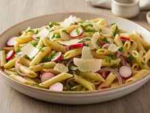 Salade de Penne Rigate au Parmesan