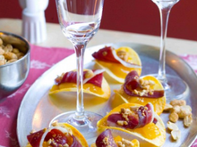 Tuiles de magret de canard, chutney de mangue et éclats de cacahuètes