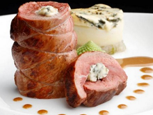 Magret de canard rôti, Mille-Feuille de Chou vert et sa douceur exotique