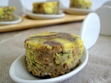 Brownies marbrés à la Fourme d'Ambert et lentilles vertes du Puy