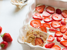 Cyril Lignac dévoile la recette pour utiliser les fraises un peu abimées au fond de la barquette