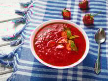 Soupe de fraises menthe gingembre