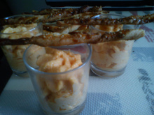 Mousse carotte et bâtonnets cumin et gomasio