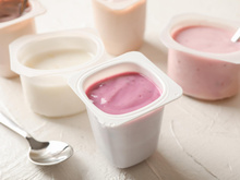 Ce produit laitier qu’on adore le soir pourrait en réalité vous empêcher de dormir