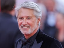 Entre Paris et Trouville, l’animateur Antoine De Caunes dévoile ses adresses favorites pour bien manger