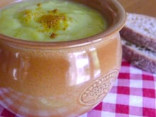 Velouté de poireaux au citron et curry doux