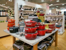 La braderie Le Creuset revient  à Paris : les dates à retenir pour s'offrir la célèbre cocotte en fonte à prix cassé