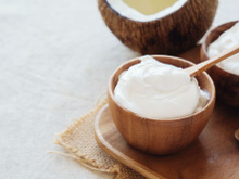 Yaourt grec : avez-vous remarqué ce détail subtil sur l'emballage qui peut tout changer ?