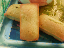 Trio gourmand vert : financiers au thé macha