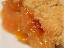 Crumble Amandin sur compotée de Mirabelles