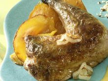 Cuisses de pintade au coulis de mangue