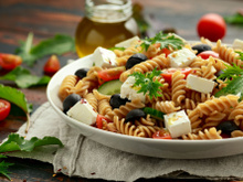 Julie Andrieu nous embarque en Grèce avec cette délicieuse recette de pâtes !